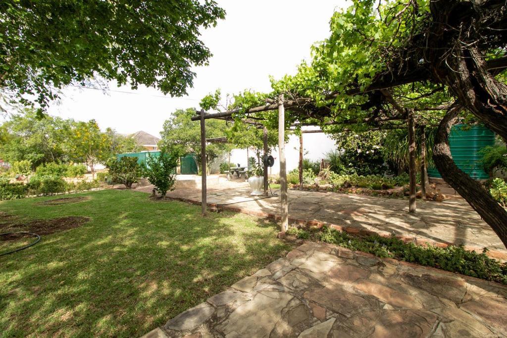 The Townhouse Villa Graaff-Reinet Eksteriør billede